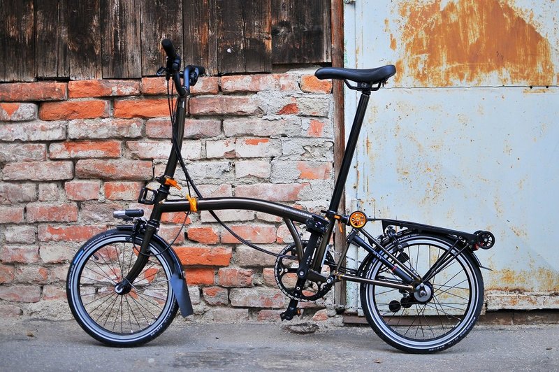 Skladací bicykel Brompton M6R Gold Edition